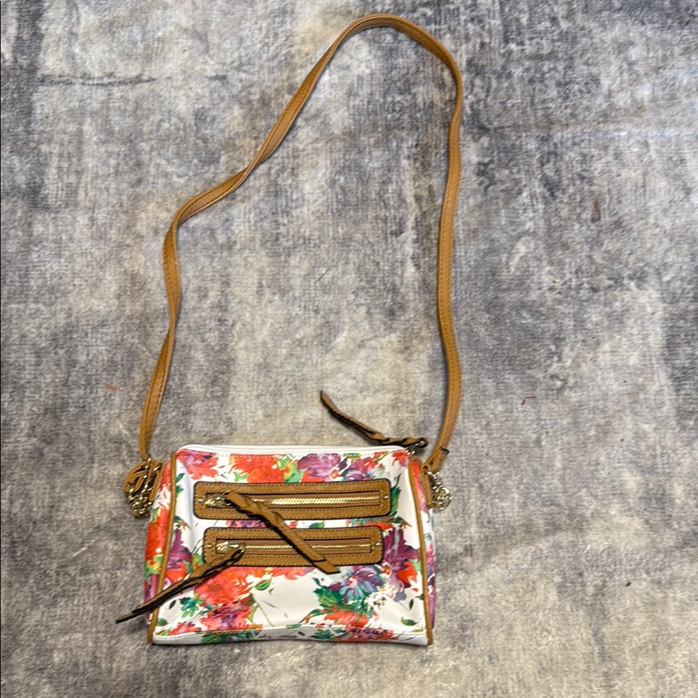 Apt. 9 Brown Crossbody Bag with Elegant Design